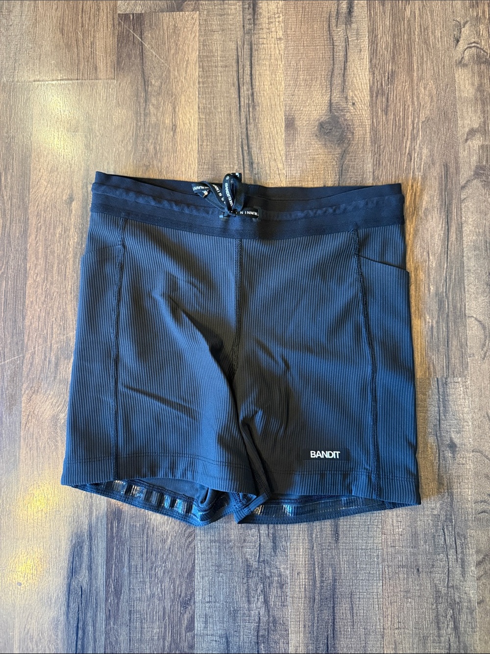 Bandit 5” Ribbed Cadence Shorts